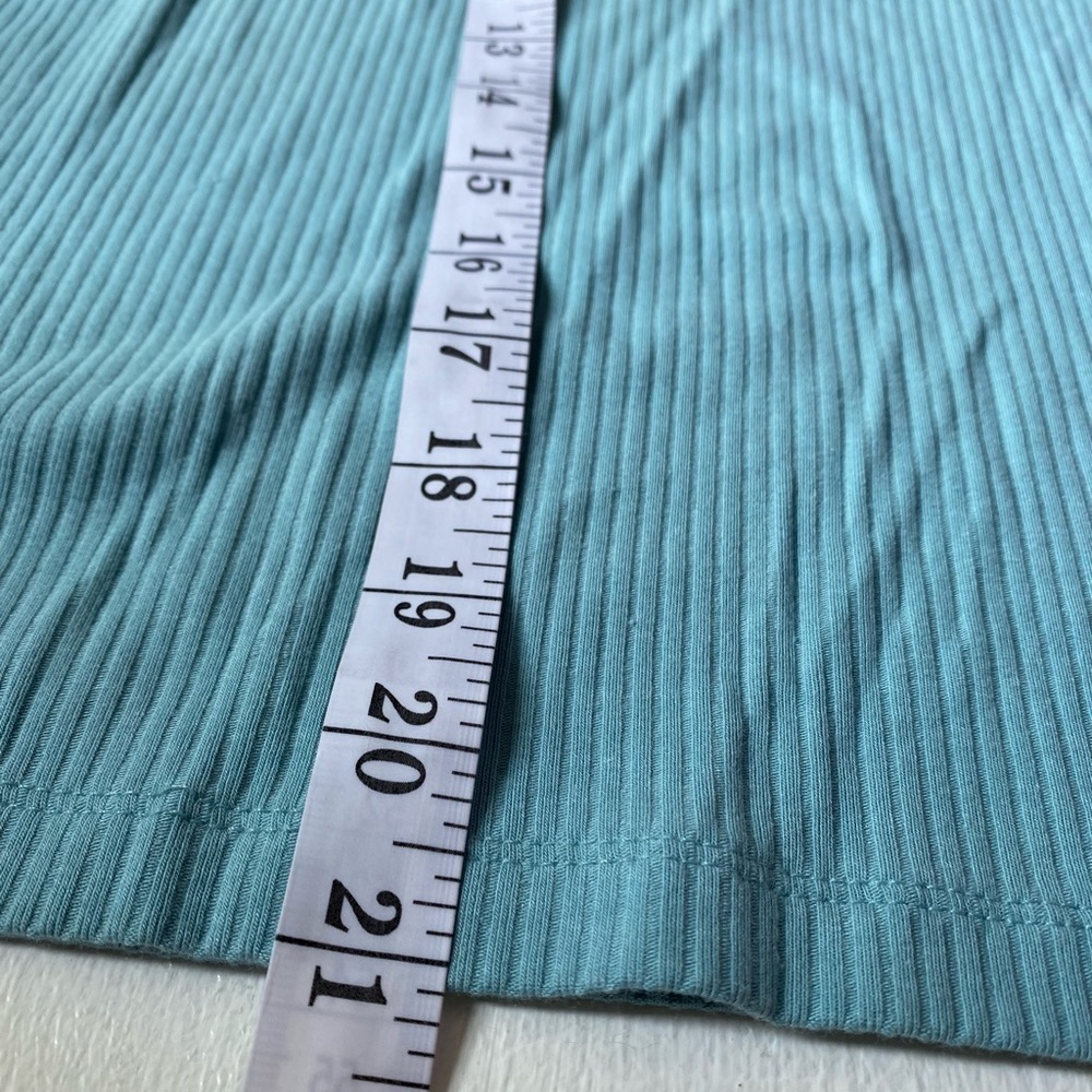 Old Navy Light Blue Short Sleeve Ribbed Shirt - Picture 5 of 5